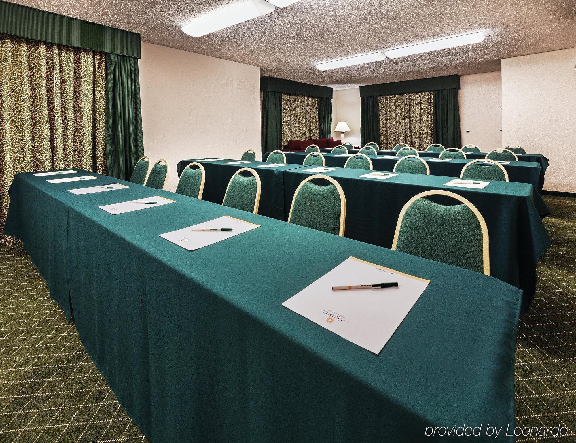 La Quinta By Wyndham Mcallen La Plaza Mall Экстерьер фото